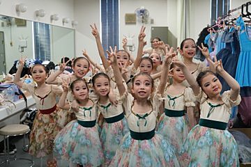 鹿児島市バレエ教室　クラシックバレエあーとかんぱにぃ　クラシックバレエオープンスペース