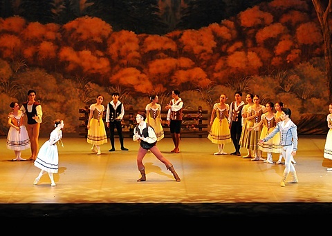 鹿児島　バレエ教室　クラシックバレエオープンスペース　クラシックバレエあーとかんぱにぃ