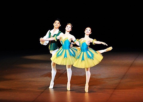 鹿児島市　バレエ教室　クラシックバレエあーとかんぱにぃ　クラシックバレエオープンスペース