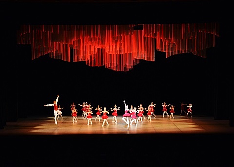 鹿児島市　バレエ教室　クラシックバレエあーとかんぱにぃ　クラシックバレエオープンスペース